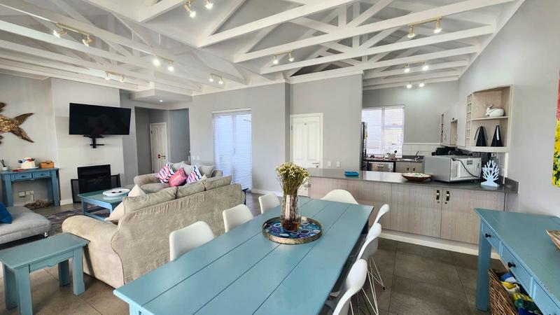 To Let 4 Bedroom Property for Rent in Pinnacle Point Golf Estate Western Cape